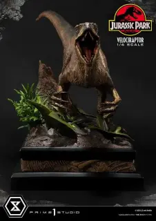 Velociraptor Attack, view 8