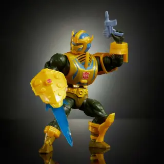 Masters of the Universe x Transformers Figur Bumblebee Armor Man-At-Arms heo European Exclusive 14 cm, Ansicht 4